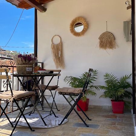 Meroli Guesthouse - Unesco Quarter بيرات المظهر الخارجي الصورة